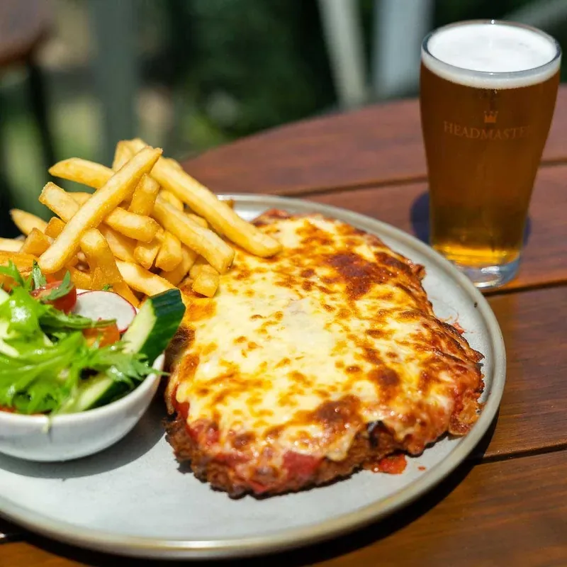 Trivia $24 Parmi Night